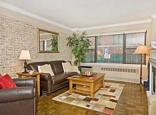 210 E 36th St APT 2E, New York, NY
