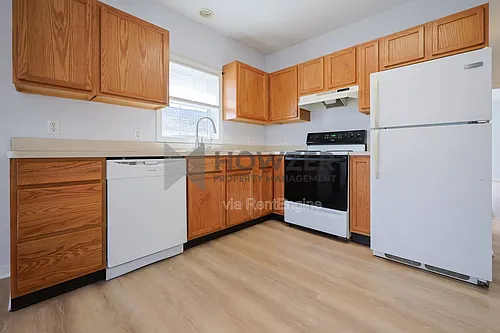 7 Park Ave #2C Photo 1 7 Park Ave #2C Photo 1