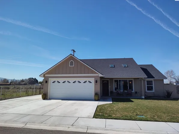 235 Emick Ln, Prosser, WA 99350