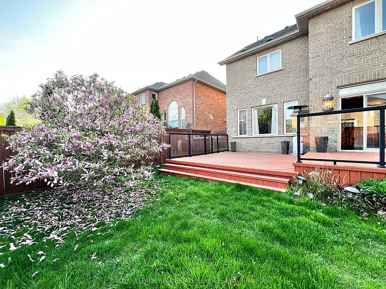 3306 Fox Run Cir — Photo 48