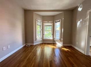 28 Hews St #2, Cambridge, MA 02139