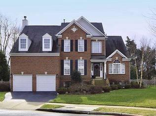 821 Melody Ct SE, Leesburg, VA 20175