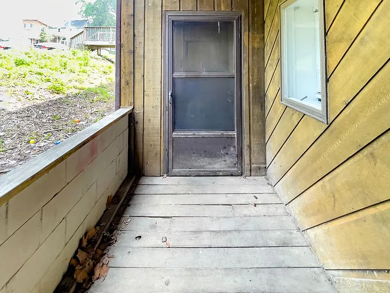 District on Linden — Photo 5