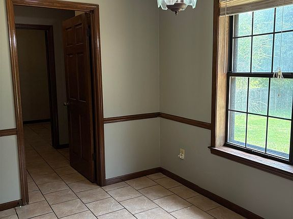 5th image of 6769 Shoreline Cir
