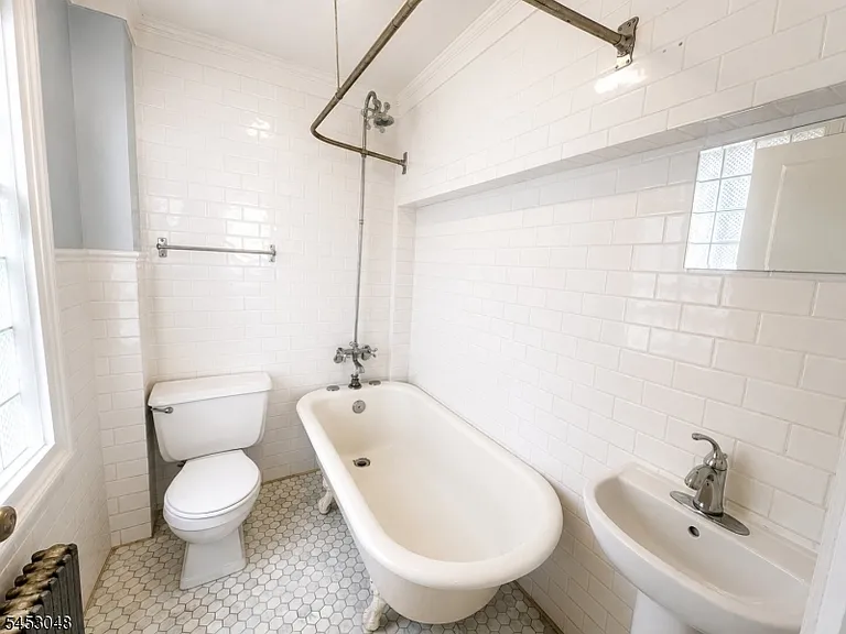 2 Cloverhill Pl #1 — Photo 24