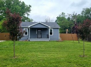 2559 W Chestnut St, Springfield, MO 65802