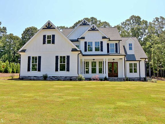 2nd image of 535 Woodward Dr