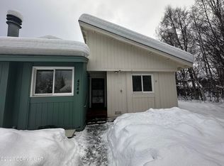4244 Reka Dr, Anchorage, AK 99508