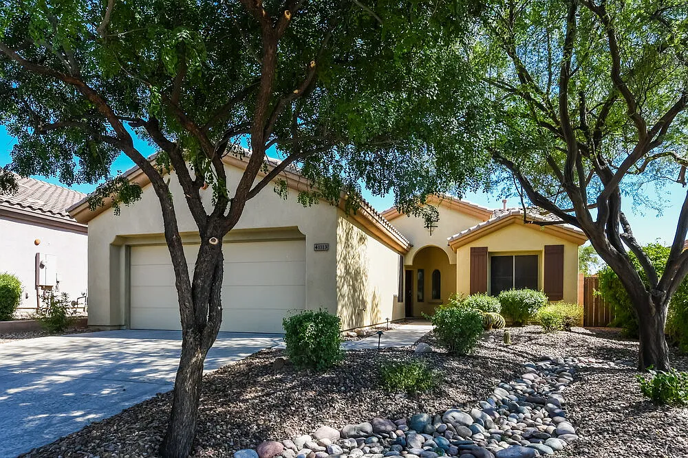 3 bed, 2.0 bath, 1760 sqft, $2,810 — Photo 1