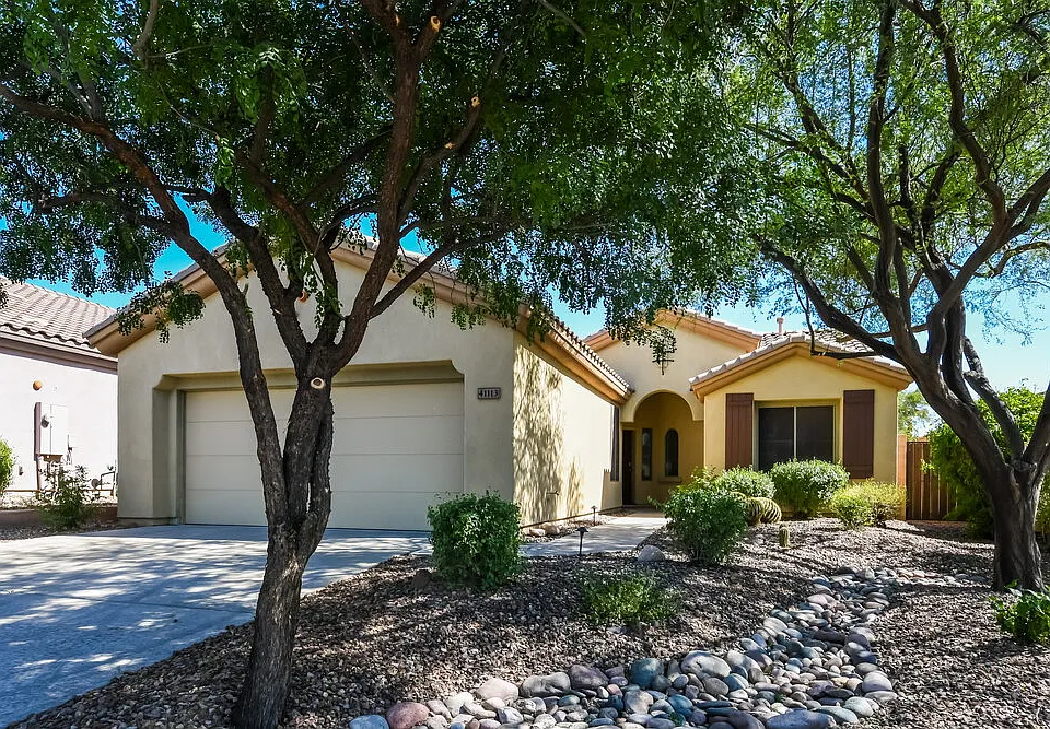 41113 N Prestancia Dr