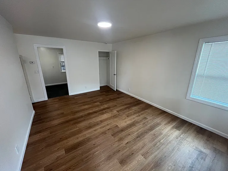 1301 Poe St #1303 — Photo 7
