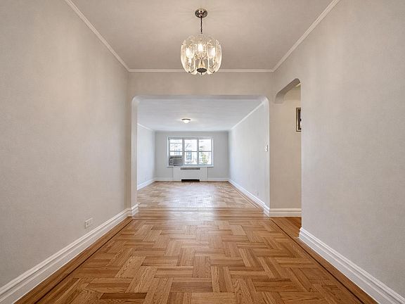 5th image of 100 Bennett Ave APT 5K