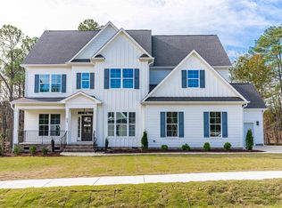 820 Crimson Ridge Trl, Fuquay Varina, NC 27526
