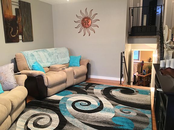 Tri-Level home.