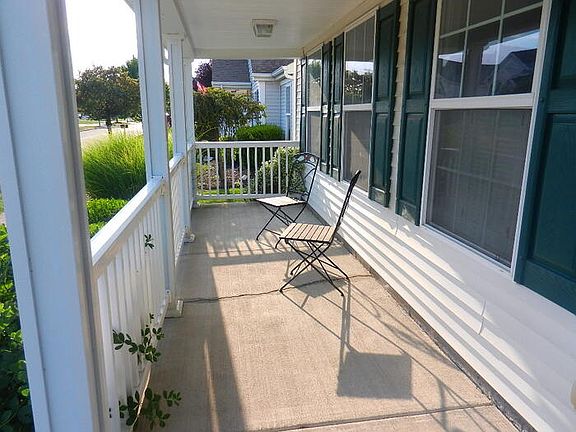 4th image of 7146 Winterbek Ave