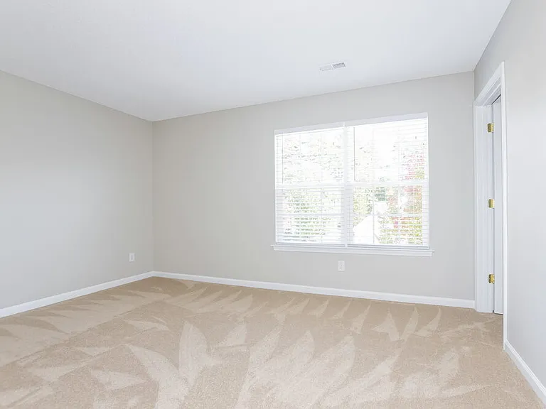 4521 Hyperion Ct — Photo 13