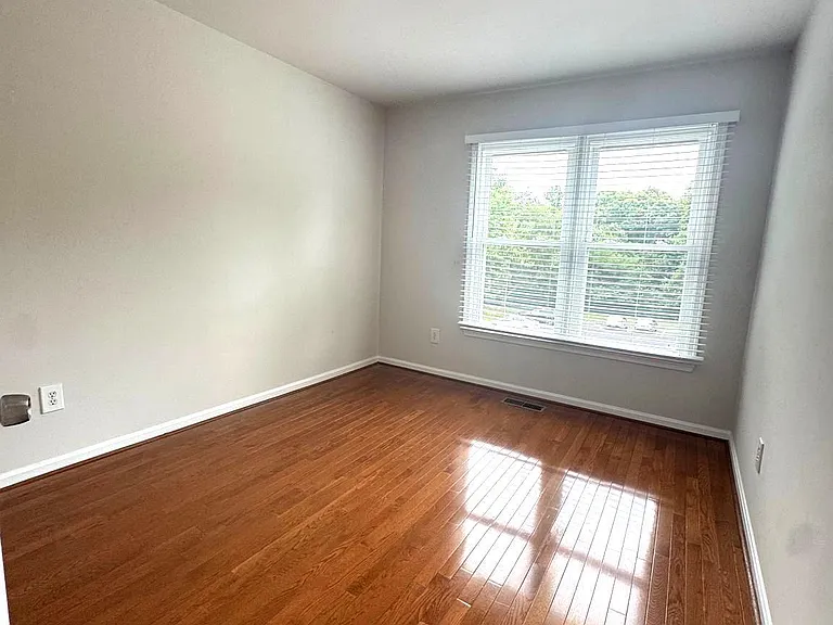 5316 Ridley Ct — Photo 18