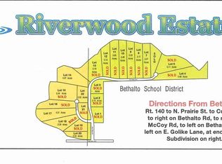 8001 Lost Bridge Rd, Bethalto, IL 62010