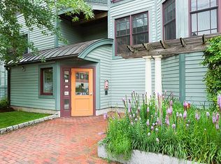 195 High Street #202, Brookline, MA 02445