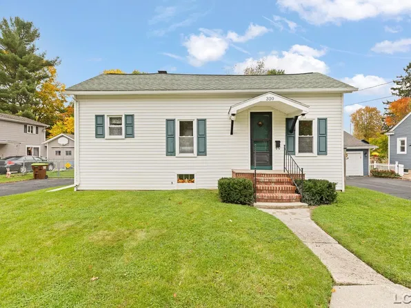 320 Budlong St, Adrian, MI 49221