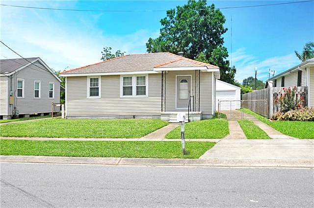 1st image of 213 E Damour St