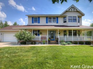 8030 Vinton Ave NW, Sparta, MI 49345