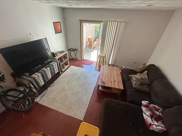 62 Marshall St #1, Somerville, MA 02145