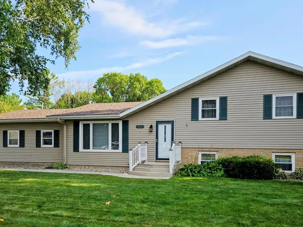 904 Willmar Ave SE, Willmar, MN 56201