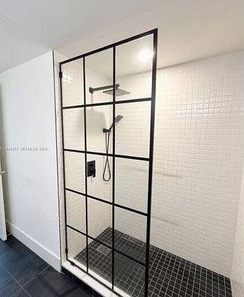 3rd image of 3020 NE 32nd Ave APT 615