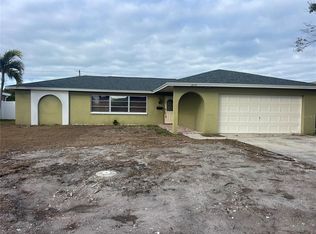 279 98th Ave NE, Saint Petersburg, FL 33702