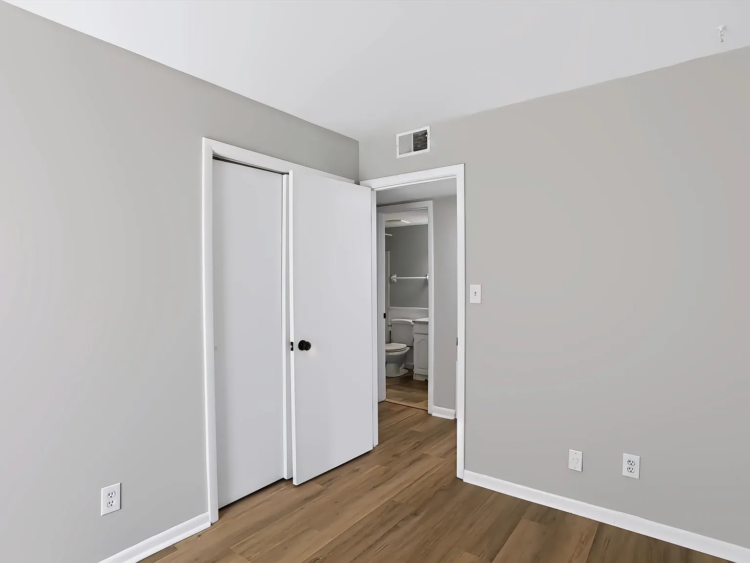 3 bed, 1.5 bath, 1040 sqft, $1,475 — Photo 4