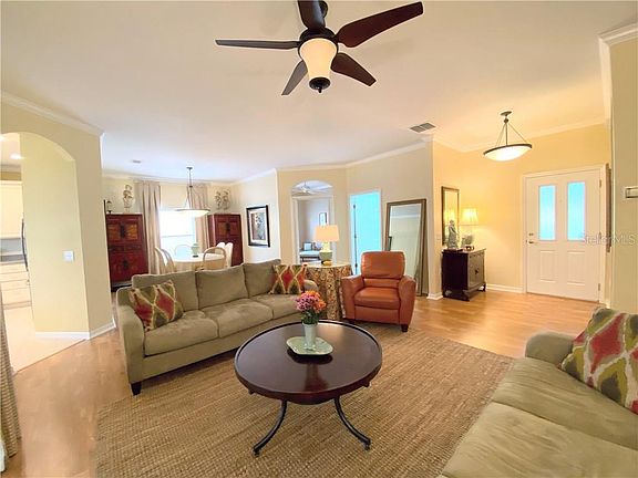4th image of 159 Knoll Wood Dr