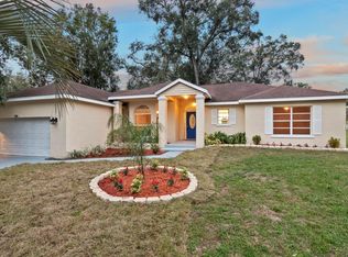 556 Lake McCoy Dr, Apopka, FL 32712