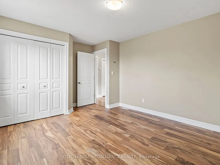 1009 Crestwood Dr — Photo 28