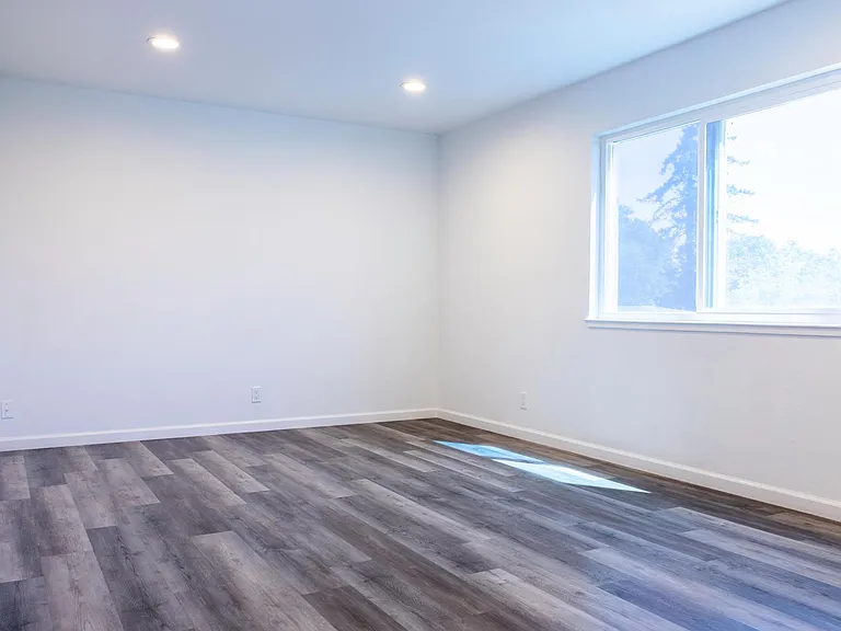 1567 Regent St #302 — Photo 8