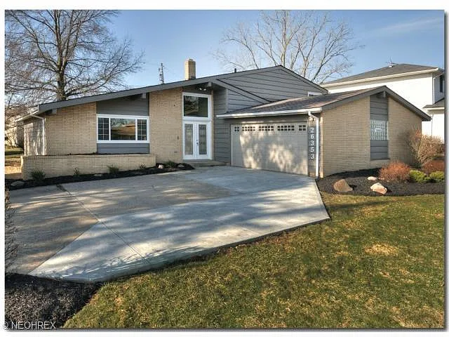 26353 Dennisport Dr photo 1