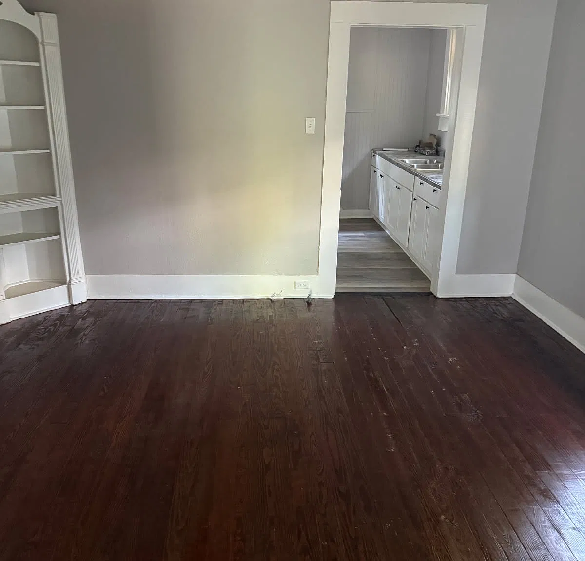 2 bed, 1200 sqft, $1,600 — Photo 1