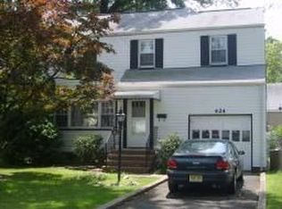 424 Orchard St, Rahway, NJ 07065