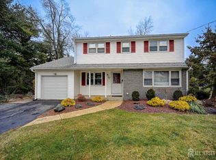 21 Warren Dr, Old Bridge, NJ 08857