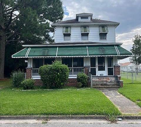 2nd image of 1531 Highland Ave