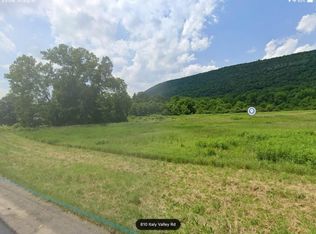 810 Italy Valley Rd #10, Naples, NY 14512