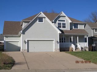 18504 N Concord Cir, Independence, MO 64058