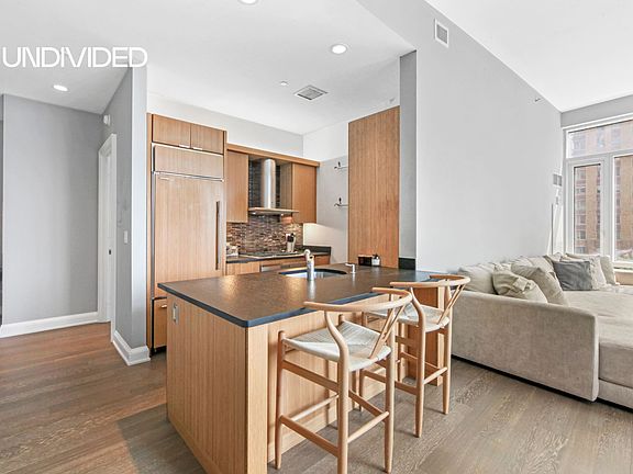 4th image of 70 Little West St APT 4H
