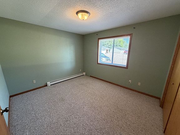 4th image of 2502 Greenwood St #6
