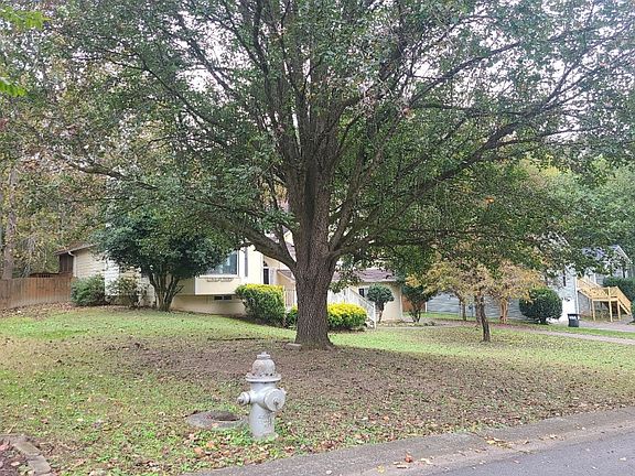 3rd image of 2266 Byron Ct SW