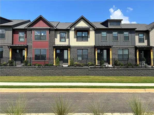 255 Barracks Way #875, Hoschton, GA 30548