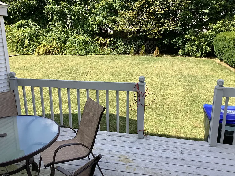 43 Dorothy Ave — Photo 15