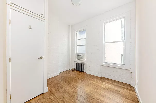 Rented by Douglas Elliman | media 26