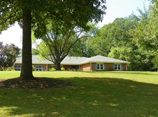 5997 Grey Fox Ln, Salem, VA 24153