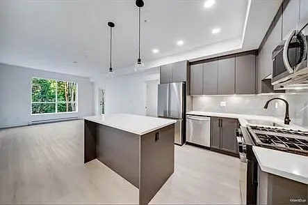 146a St, Surrey — Photo 1